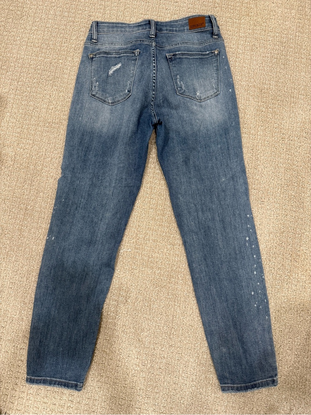 Judy Blue Distressed Boyfriend Jeans in Blue Wash - Picture 2 of 3